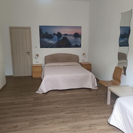 B&B Stella Marina Aci Trezza Exterior photo