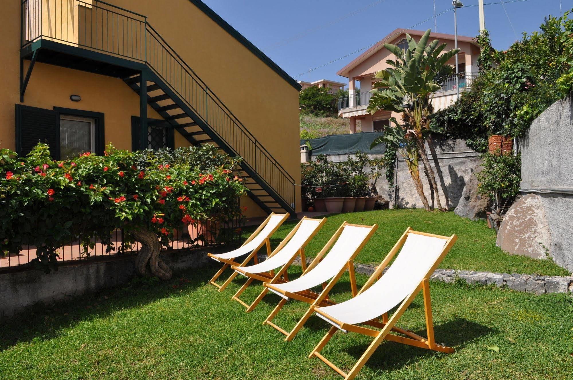 B&B Stella Marina Aci Trezza Exterior photo